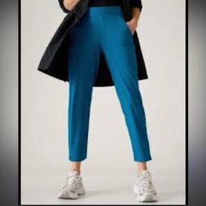 NWOT Athleta Brooklyn Ankle Pant in Lapis Blue Size 0P